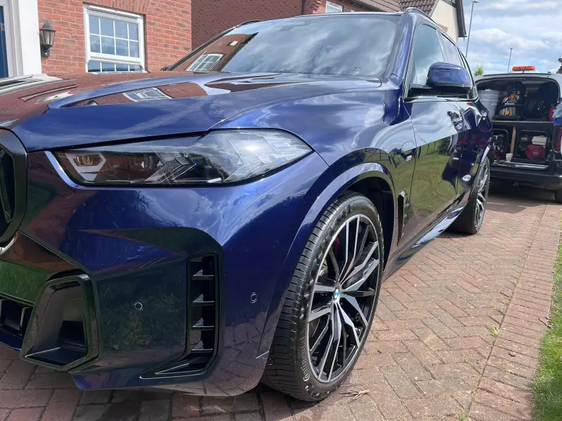 What is Diamondbrite Nano Ceramic Paint Protection&quest;The hard&comma; high gloss protective skin that Diamondbrite Nano Ceramic creates prevents road salts&comma; traffic film&comma; acid rain&comma; tree sap&comma; insect fluid and other atmospheric pollutants from contacting directly with your cars paintwork&period; Diamondbrite comes with a guarantee which gives cover against colour fading&comma; as well as from damage caused by bird droppings if washed off within 7 days&period;Once treated with Diamondbrite Nano Ceramic&comma; you&rsquo;ll never have to polish your car again&period; Your vehicle will look as good as it did when it left the showroom&comma; thereby improving its resale value&period; Another major benefit of Diamondbrite&rsquo;s high gloss finish is the ease with which dirt and grime is washed off the paintwork&period;: Swipe To View More Images